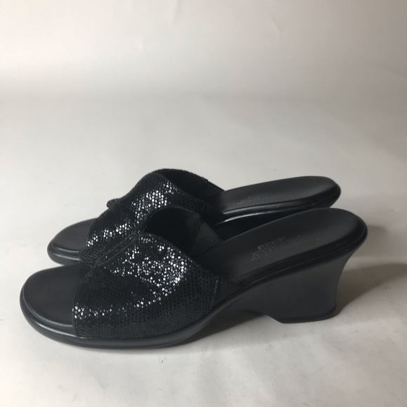 Munro Shoes | Munro American Black Wedge Mules Womens 75n | Poshmark